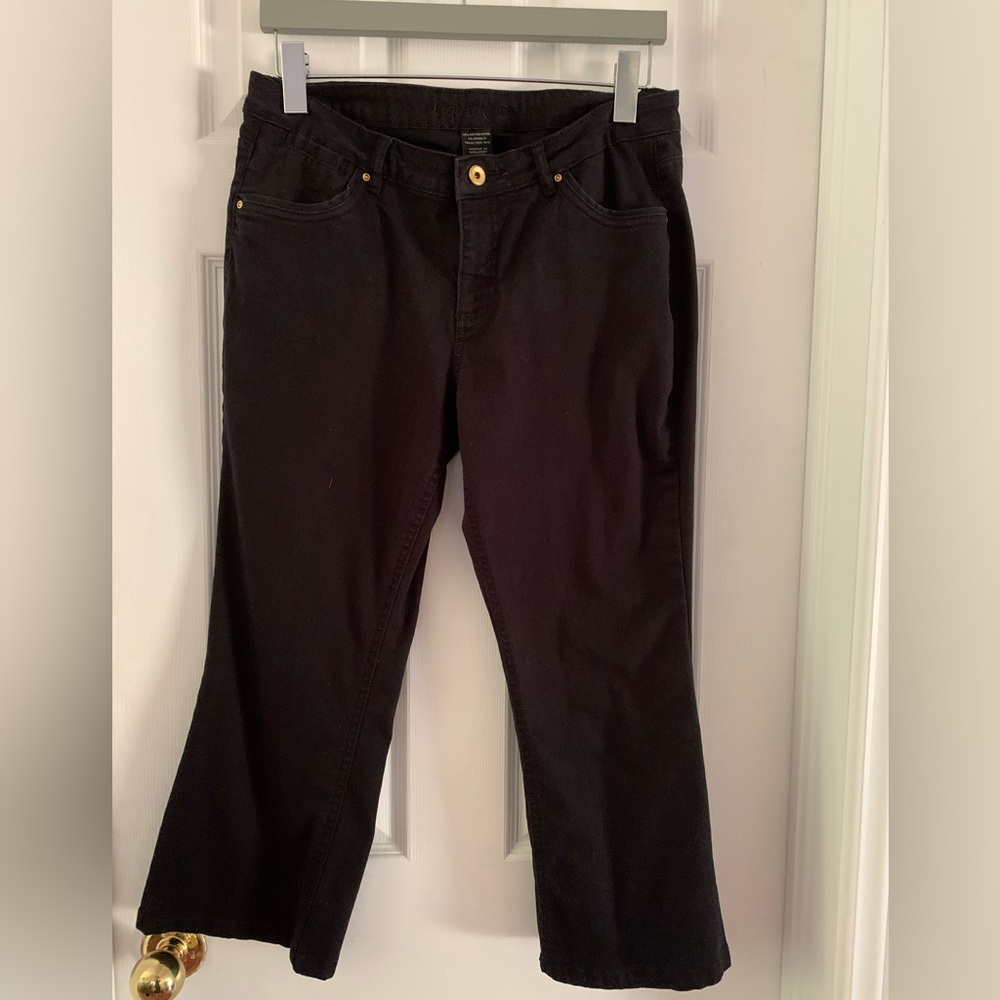 Liquid Black Capris Jeans